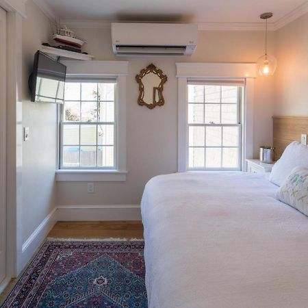 Bed and Breakfast The Clarendon House à Provincetown Extérieur photo