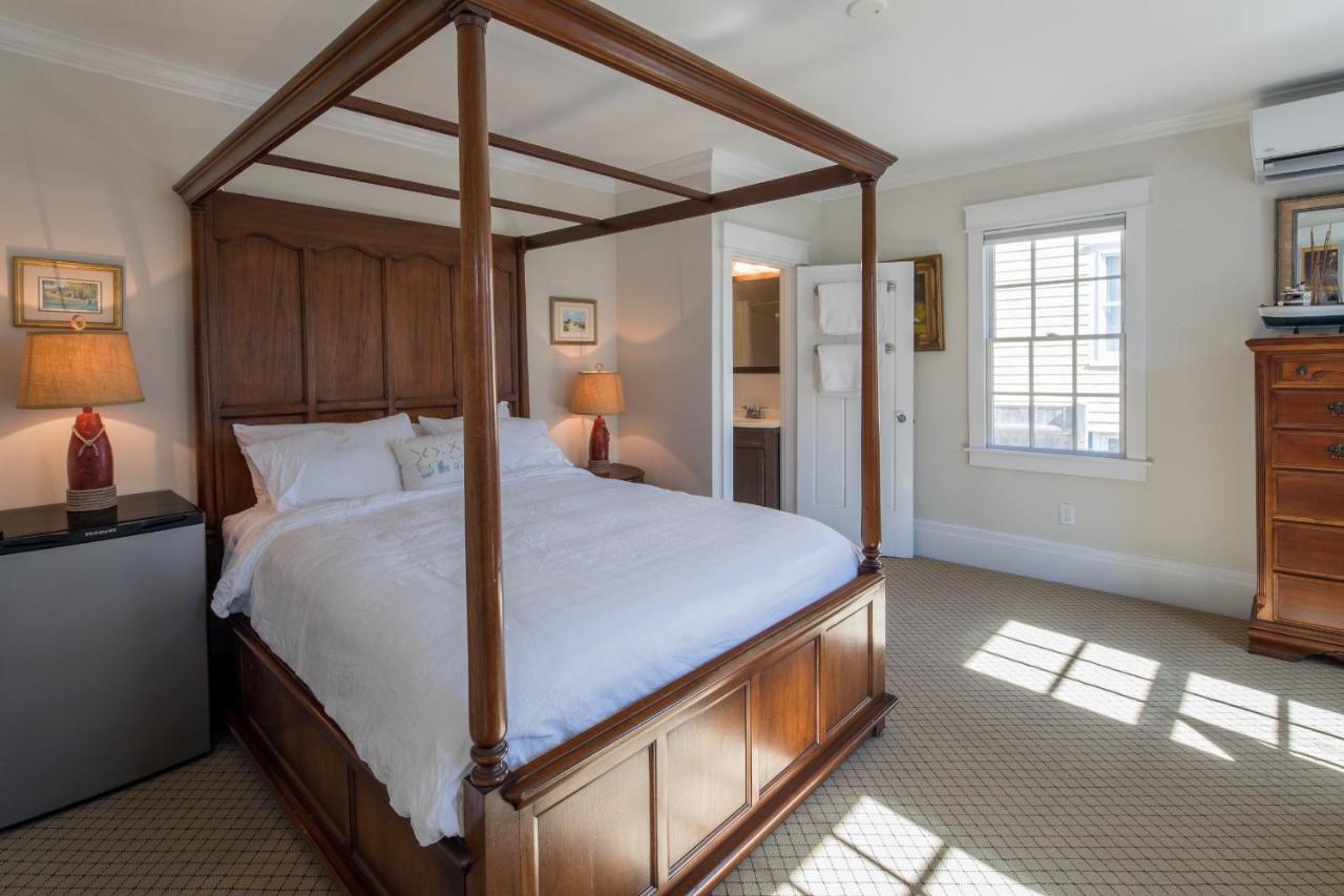 Bed and Breakfast The Clarendon House à Provincetown Extérieur photo